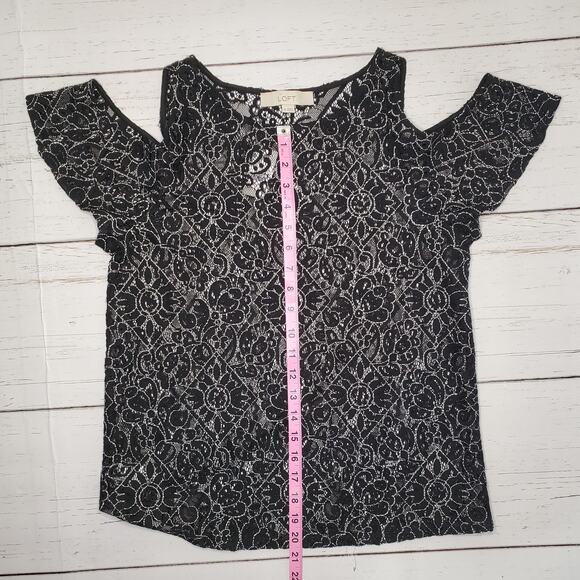 Loft Black Lace Top with Cold Shoulders X-Small - NWT - Picture 8 of 10